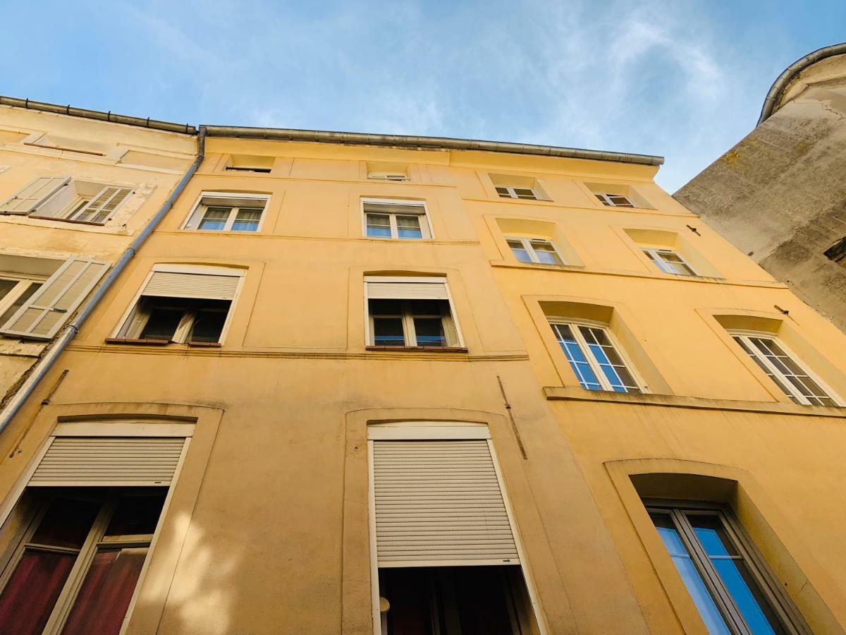 Mignet Name Aix-en-Provence Exterior photo